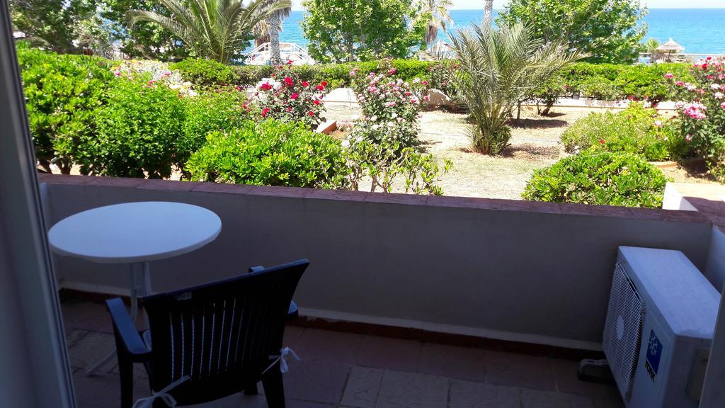 הרסוניסוס Villa Myrto מראה חיצוני תמונה