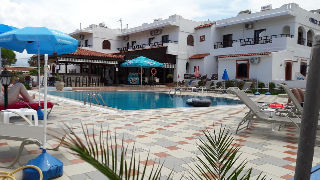 הרסוניסוס Villa Myrto מראה חיצוני תמונה