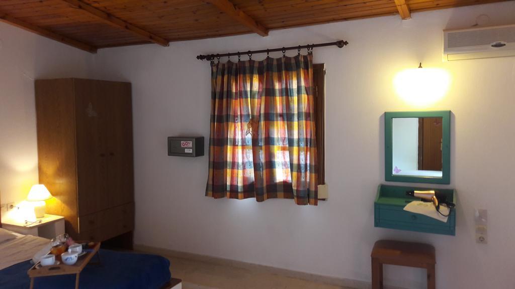 הרסוניסוס Villa Myrto מראה חיצוני תמונה